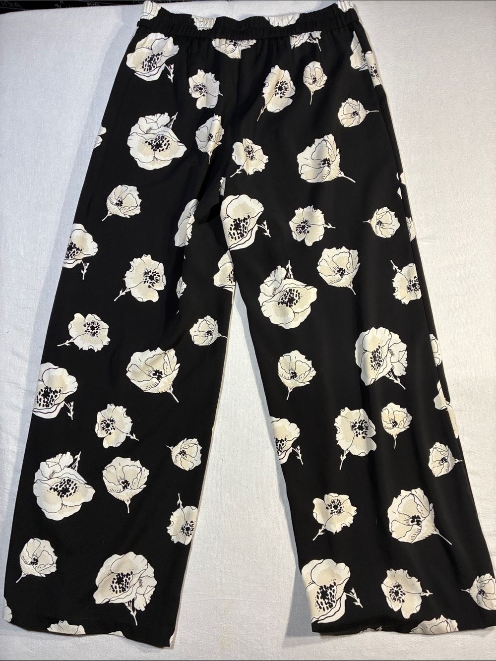 Girls' Black Floral Wide-Leg Pants - Picture 5 of 14